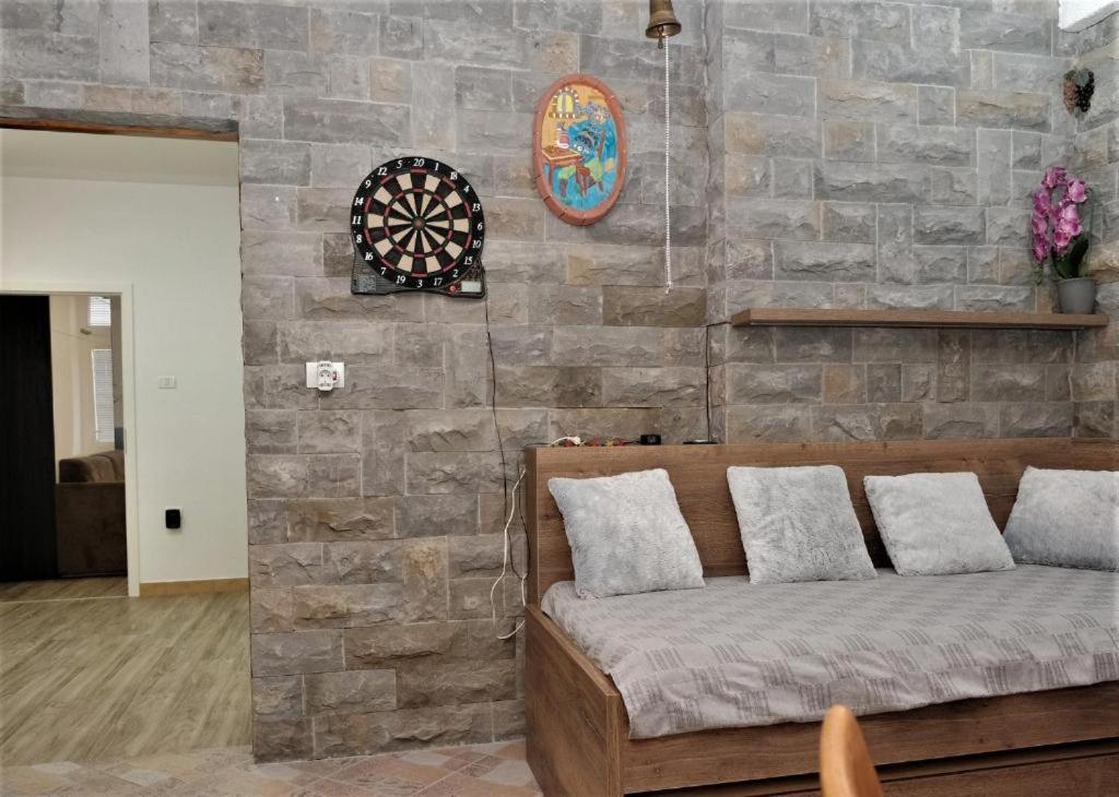 Apartma Nika Pobegi Exterior photo